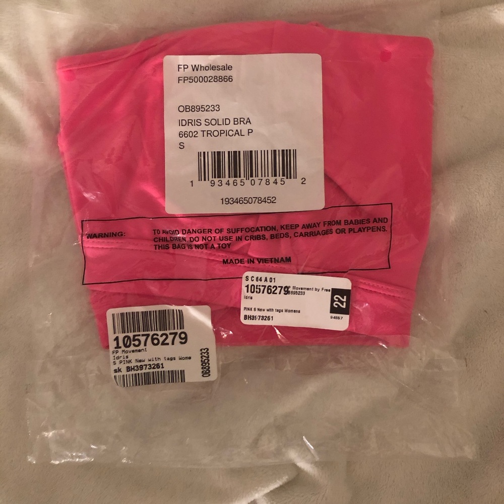 NWT 💘 Free People Strappy Sports Bra - Picture 9 of 9